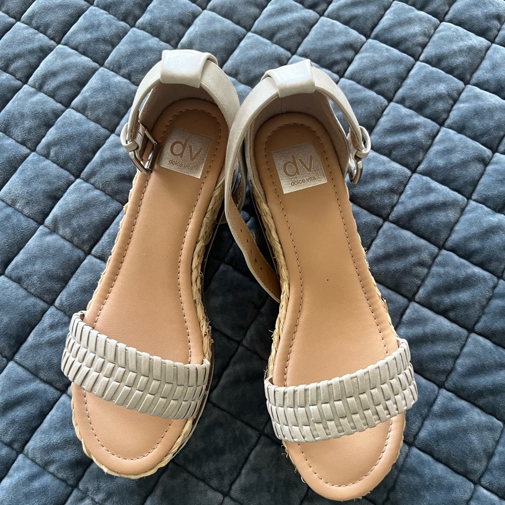 DV by Dolce Vita Tan Woven Espadrilles